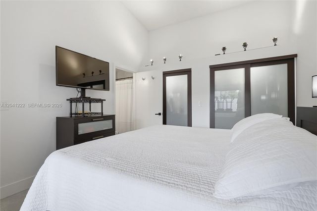 6443 SW 152nd Cir Pl 22-43, Miami, FL 33193