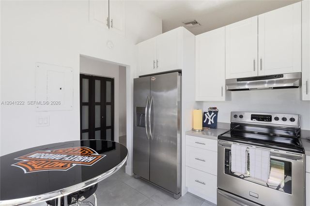 6443 SW 152nd Cir Pl 22-43, Miami, FL 33193