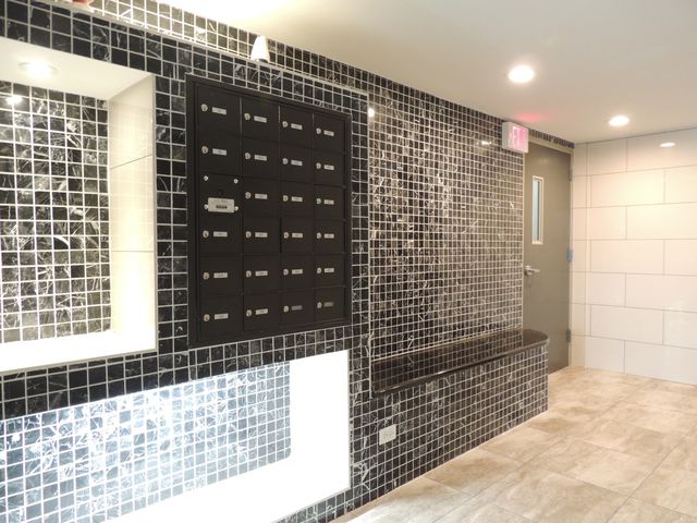 6012 N Kenmore Avenue 3F, Chicago, IL 60660