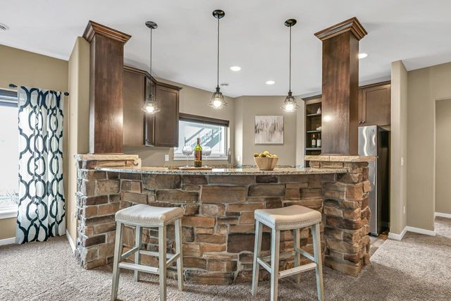 N56W19780 Powell DRIVE, Menomonee Falls, WI 53051