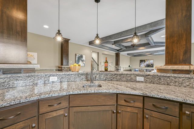 N56W19780 Powell DRIVE, Menomonee Falls, WI 53051