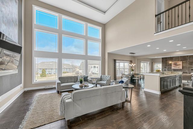 N56W19780 Powell DRIVE, Menomonee Falls, WI 53051