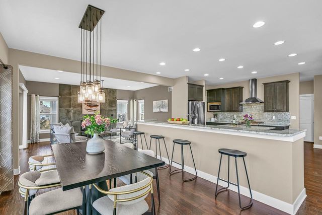 N56W19780 Powell DRIVE, Menomonee Falls, WI 53051