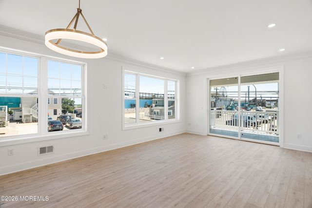 1300 Ocean Terrace Ocean Side, Seaside Heights, NJ 08751