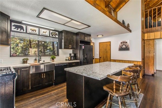 31822 Panorama Drive, Running Springs, CA 92382