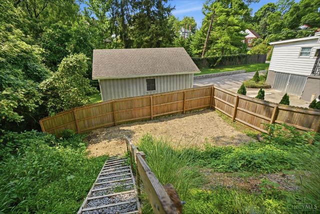 1539 Barvac Avenue, Cincinnati, OH 45223