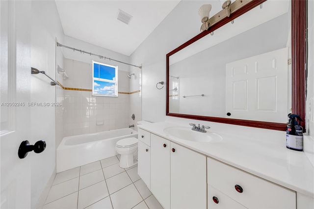 2019 SE 13th St, Homestead, FL 33035