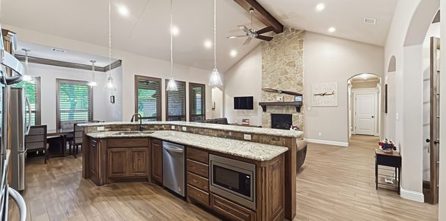 6404 Citation Court, Granbury, TX 76049
