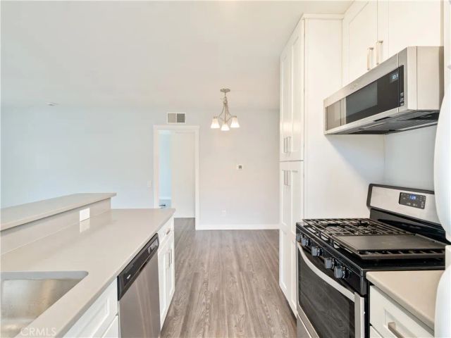 2819 S Fairview F, Santa Ana, CA 92704