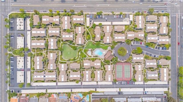 2819 S Fairview F, Santa Ana, CA 92704