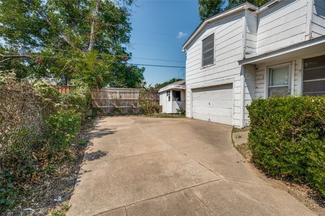 1125 N Riverside Drive, Fort Worth, TX 76111