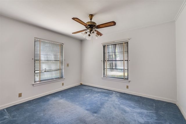 1125 N Riverside Drive, Fort Worth, TX 76111