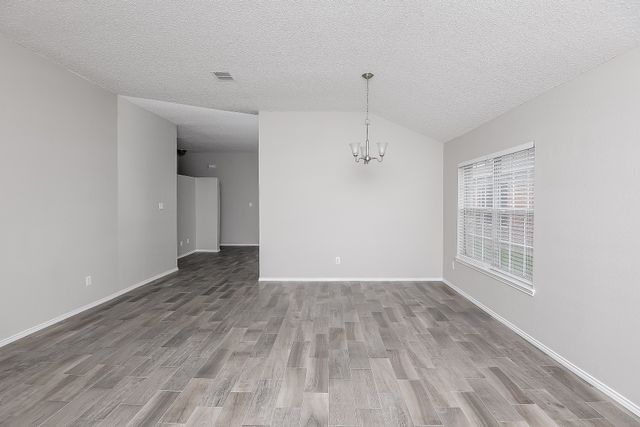 7417 Snow Ridge Drive, Fort Worth, TX 76133