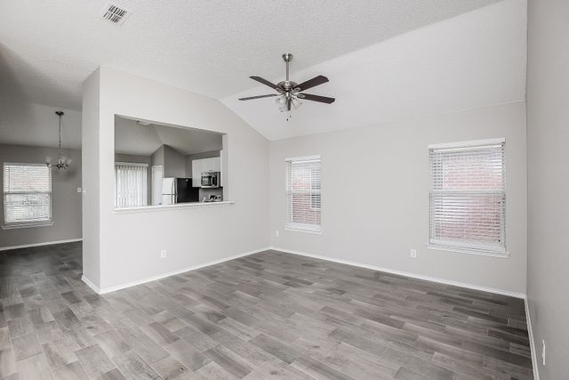 7417 Snow Ridge Drive, Fort Worth, TX 76133