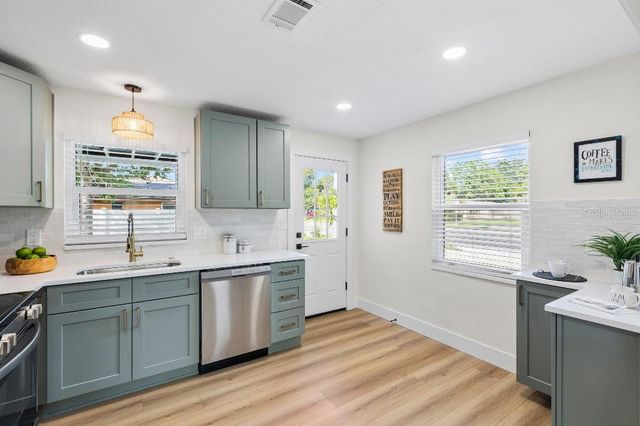 2403 ADRIAN AVENUE, Largo, FL 33774