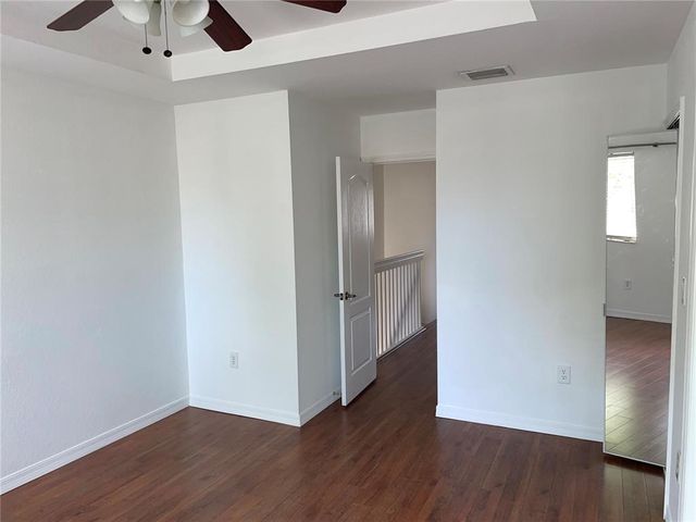 8830 W Flagler Street 8, Miami, FL 33174