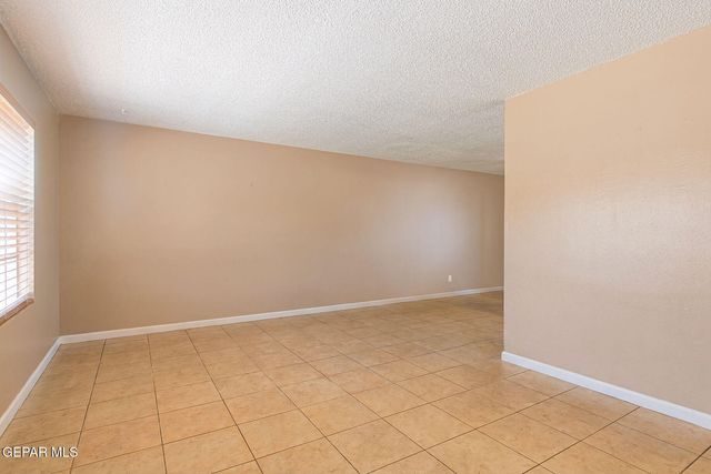 233 MARICOPA Drive 233, El Paso, TX 79912