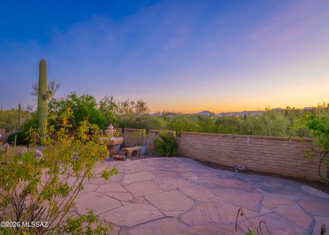 1600 E Entrada Quinta, Tucson, AZ 85718