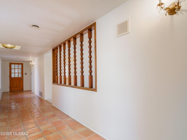 1600 E Entrada Quinta, Tucson, AZ 85718