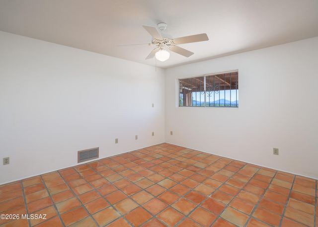 1600 E Entrada Quinta, Tucson, AZ 85718