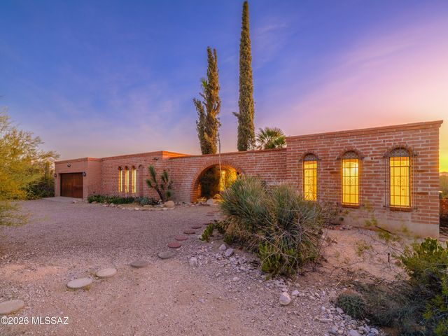 1600 E Entrada Quinta, Tucson, AZ 85718