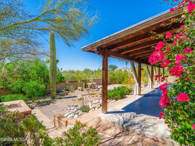 1600 E Entrada Quinta, Tucson, AZ 85718