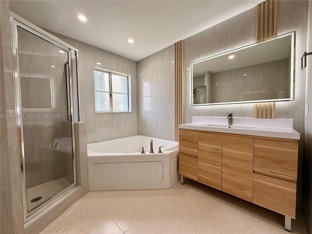 11242 SW 244th Ter, Homestead, FL 33032