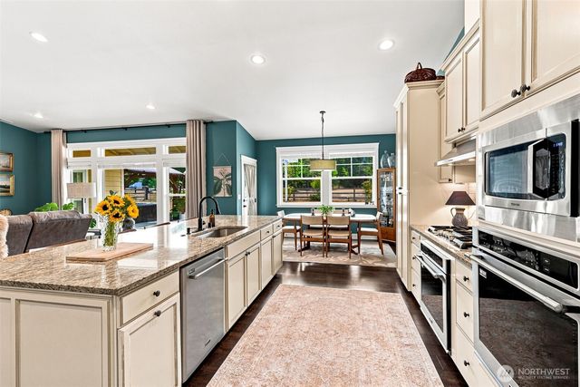 15425 Smith Prairie Road SE, Yelm, WA 98597