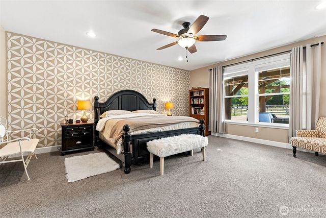 15425 Smith Prairie Road SE, Yelm, WA 98597