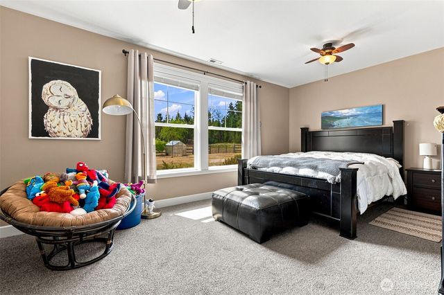 15425 Smith Prairie Road SE, Yelm, WA 98597