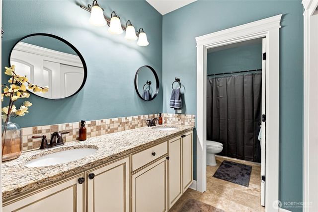 15425 Smith Prairie Road SE, Yelm, WA 98597