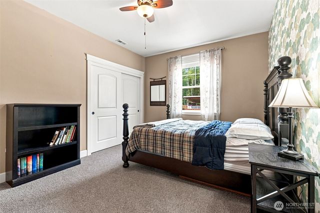 15425 Smith Prairie Road SE, Yelm, WA 98597