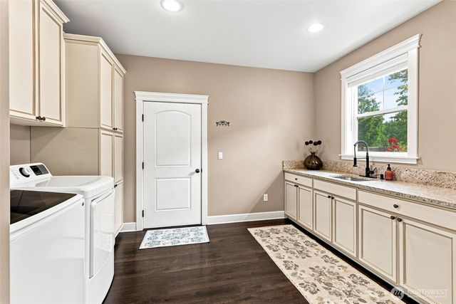 15425 Smith Prairie Road SE, Yelm, WA 98597