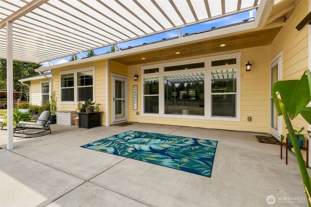 15425 Smith Prairie Road SE, Yelm, WA 98597
