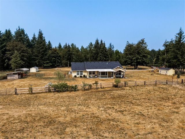 15425 Smith Prairie Road SE, Yelm, WA 98597