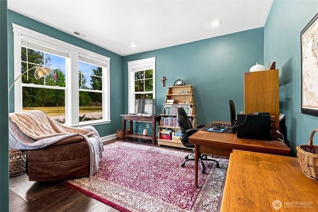 15425 Smith Prairie Road SE, Yelm, WA 98597