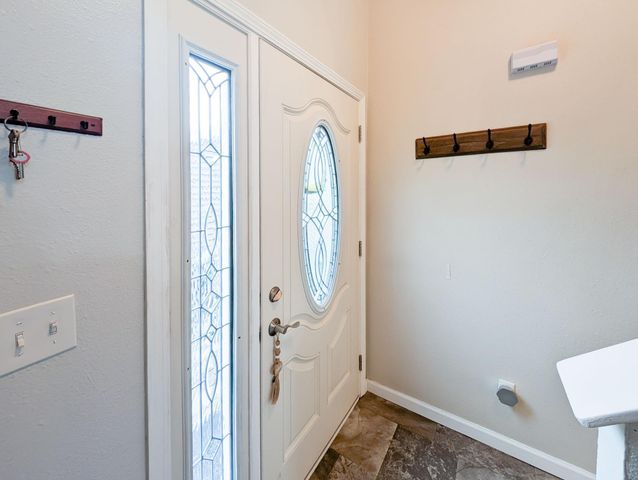 1918 5 Avenue E, West Fargo, ND 58078