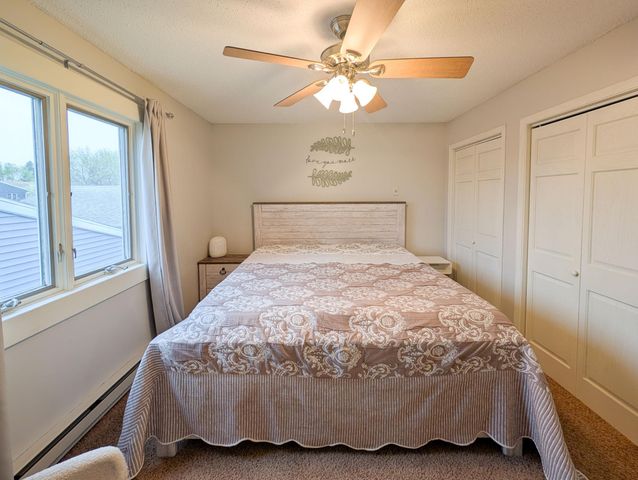 1918 5 Avenue E, West Fargo, ND 58078