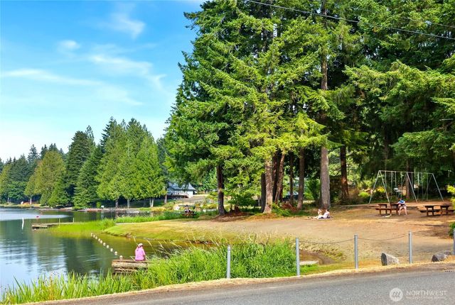 80 E Skookum Drive, Shelton, WA 98584