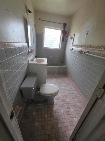 14920 NW 12th Avenue, Miami, FL 33168