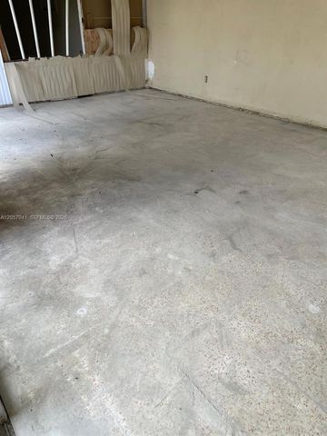 14920 NW 12th Avenue, Miami, FL 33168