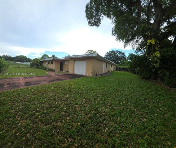 14920 NW 12th Avenue, Miami, FL 33168
