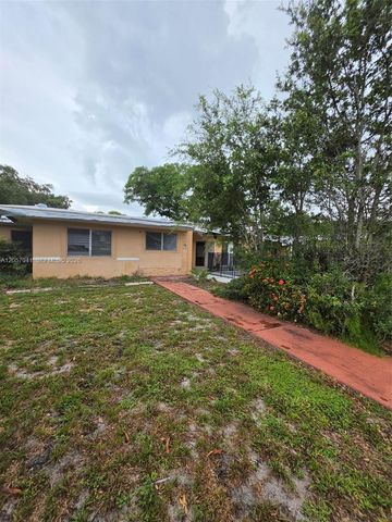 14920 NW 12th Avenue, Miami, FL 33168