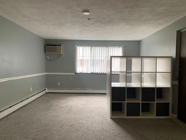 30A Colonial Dr 6, Andover, MA 01810