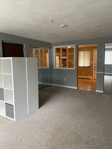 30A Colonial Dr 6, Andover, MA 01810
