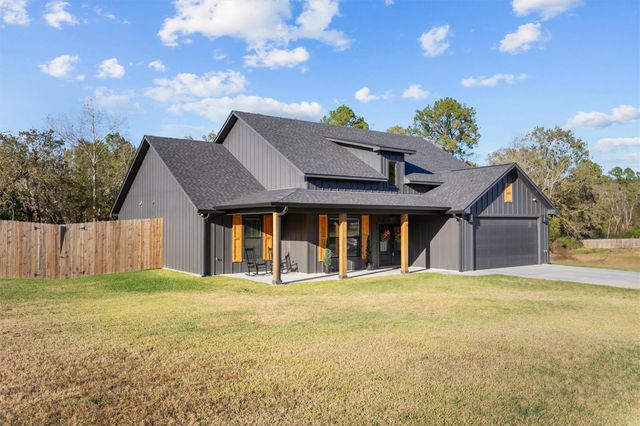 190 Shady Oaks Drive, Hudson, TX 75904