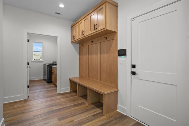 190 Shady Oaks Drive, Hudson, TX 75904