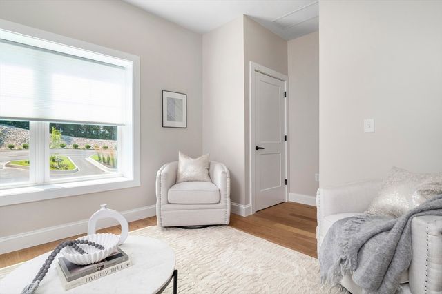36 Old Louisquisset Pike 101, North Smithfield, RI 02896