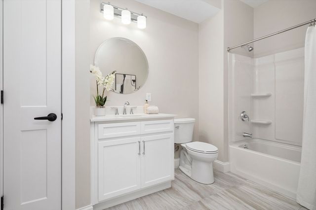 36 Old Louisquisset Pike 101, North Smithfield, RI 02896