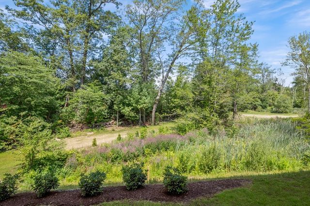 36 Old Louisquisset Pike 101, North Smithfield, RI 02896